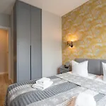 아파트 Golden - Luxury Building, Rooftop Terrace, Sienna 바르샤바