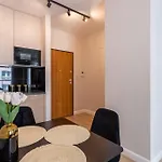 아파트 Golden - Luxury Building, Rooftop Terrace, Sienna *
