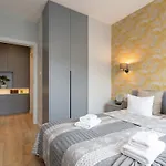 Golden - Luxury Building, Rooftop Terrace, Sienna * 바르샤바