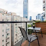 شقة Golden - Luxury Building, Rooftop Terrace, Sienna وارسو