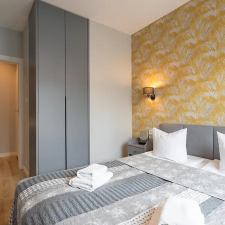 Apartamento Golden - Luxury Building, Rooftop Terrace, Sienna Varsóvia