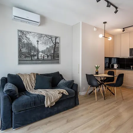 Golden - Luxury Building With Terrace On The Roof - Sienna Str Apartment *