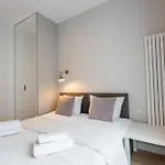 Golden - Luxury Building, Rooftop Terrace, Sienna דירה *