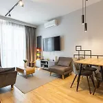 Golden - Luxury Building, Rooftop Terrace, Sienna Apartamento *