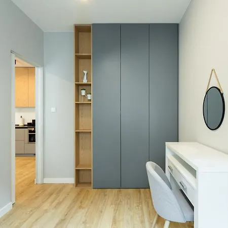 Golden - Luxury Building, Rooftop Terrace, Sienna Appartement