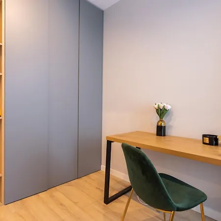 Golden - Luxury Building, Rooftop Terrace, Sienna Appartement Varsovie